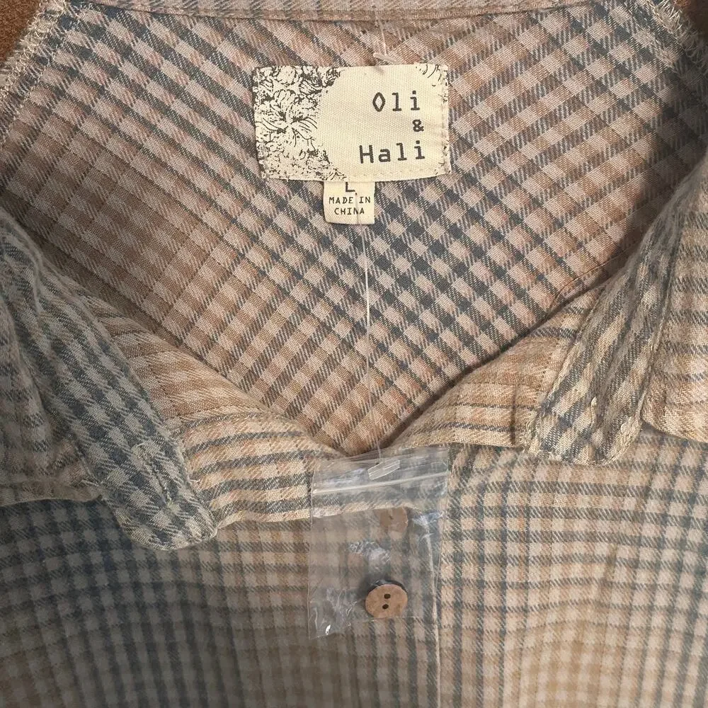 Waffle Sleeve Plaid Button-Up Top in Tan and Light Blue NWT - Picture 5 of 9